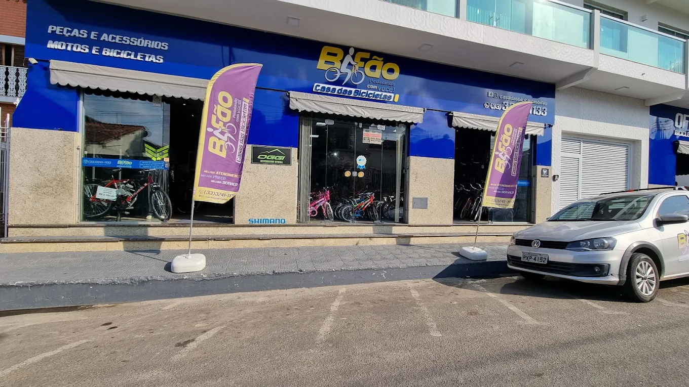 Fachada da Casa das Bicicletas Bifão em Mantena